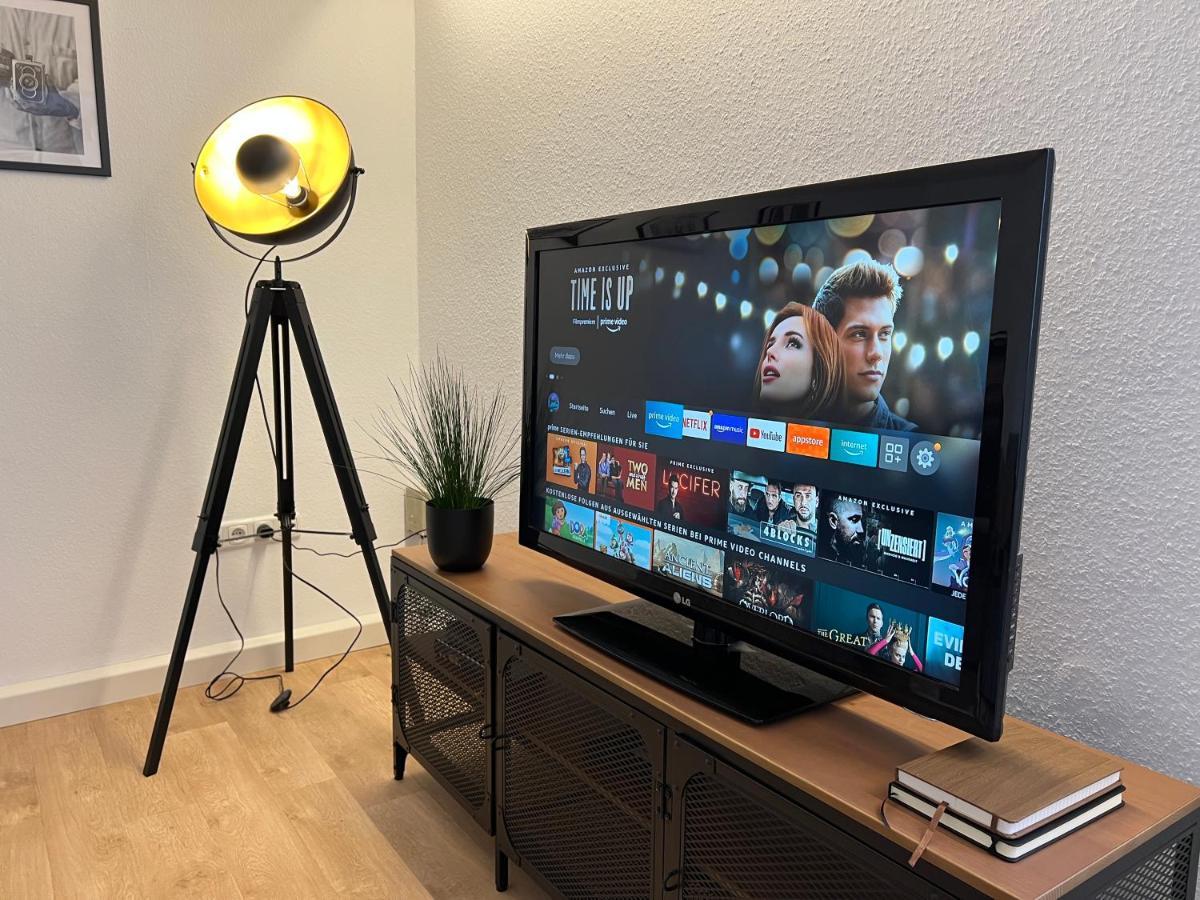Modernes Haus Fuer 7 Gaeste 90M2 Tv Netflix Wlan Momlingen 外观 照片